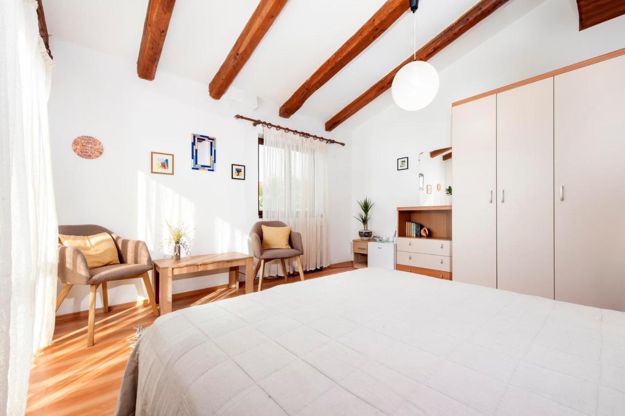 Studio And Room Tea Rovinj Eksteriør bilde